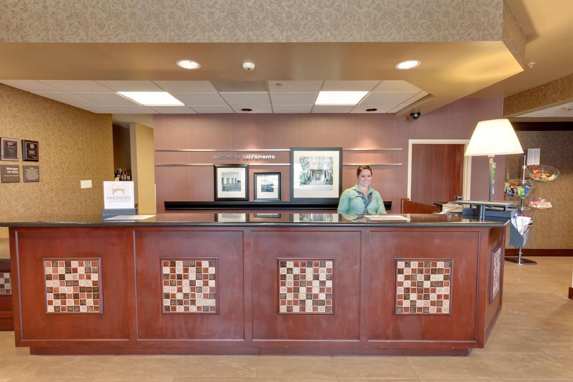 Hampton Inn & Suites Sacramento-Airport-Natomas Exterior foto